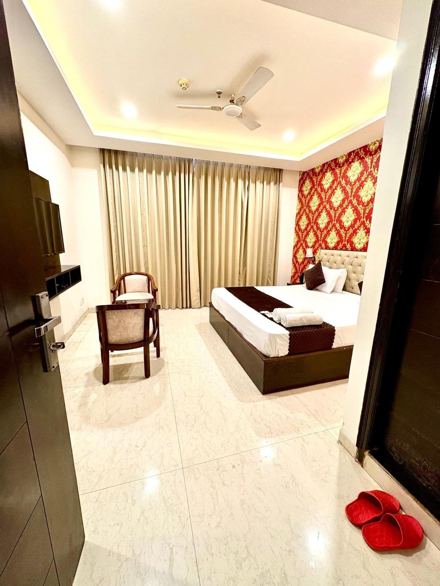 Hotel Northview Park By Lycoris !! Top Rated & Most Awarded Property In Tricity Zirakpur Exterior photo