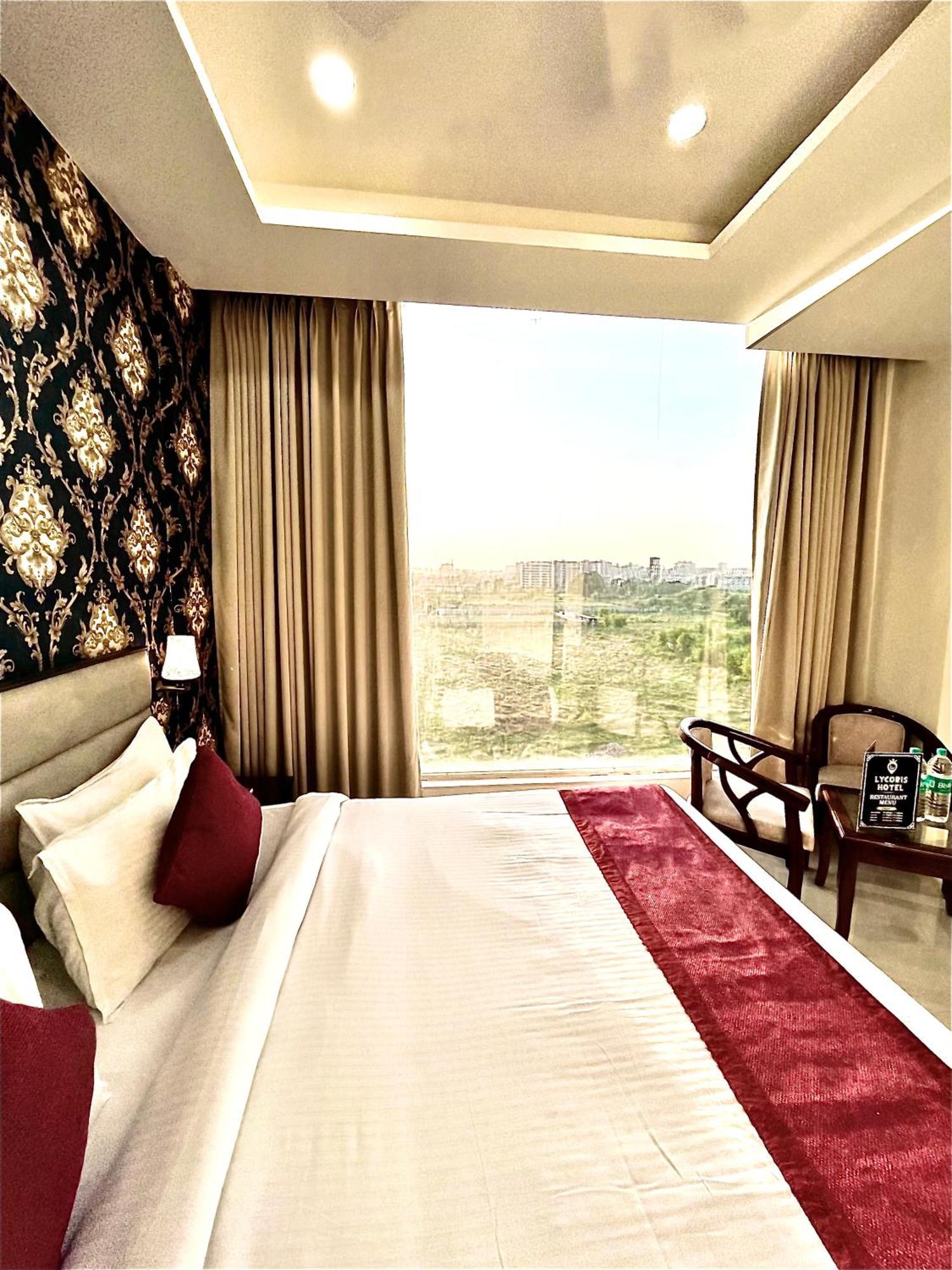 Hotel Northview Park By Lycoris !! Top Rated & Most Awarded Property In Tricity Zirakpur Exterior photo